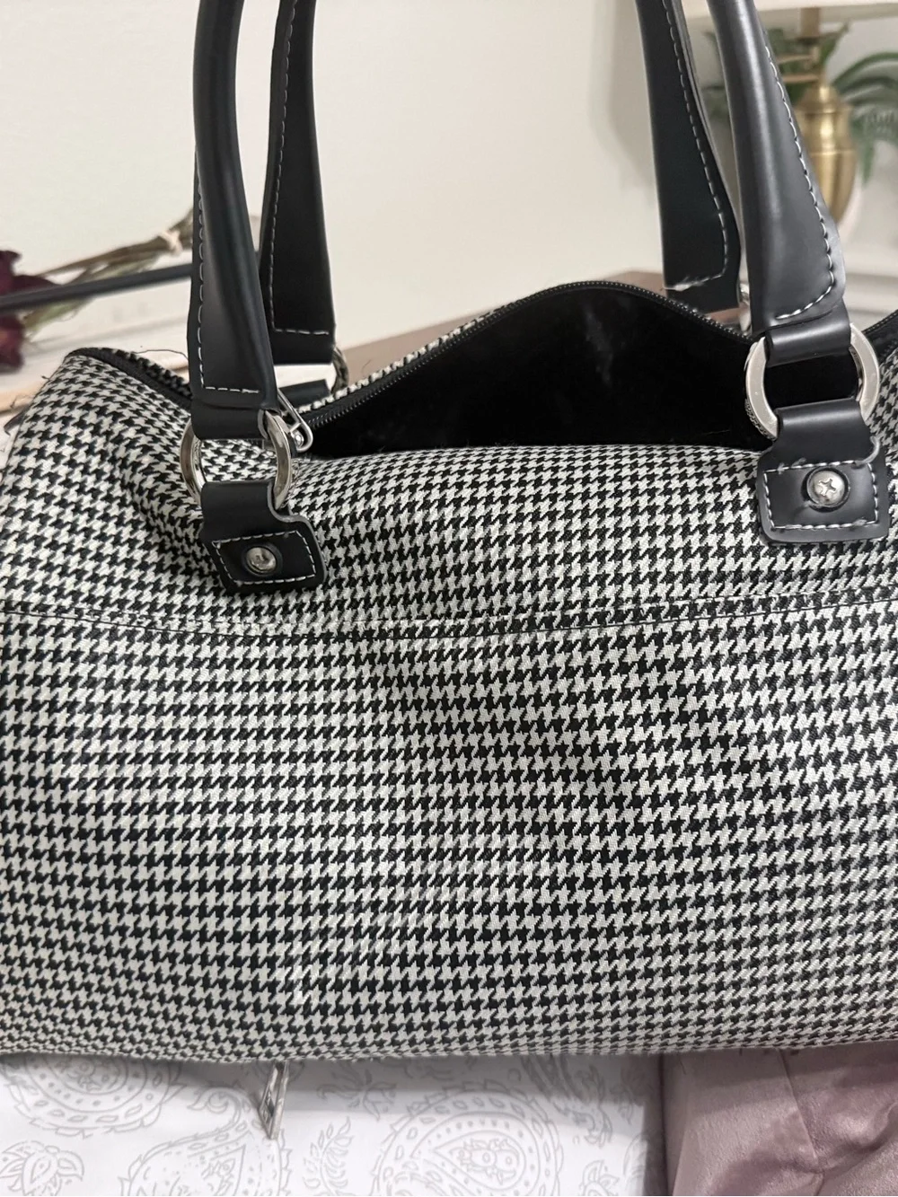 London fog Black & White Houndstooth Satchel Handbag